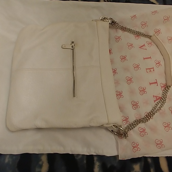 White leather bag w/ zippers w/shoulder straps - Picture 5 of 5